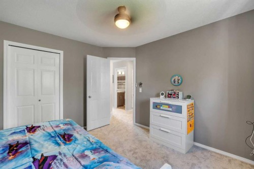 480 Douglas Glen Point Se, Calgary, AB 