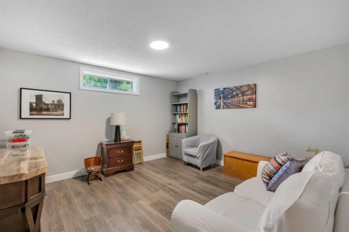 480 Douglas Glen Point Se, Calgary, AB 