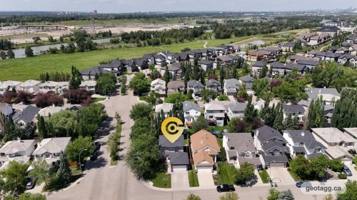 480 Douglas Glen Point Se, Calgary, AB 