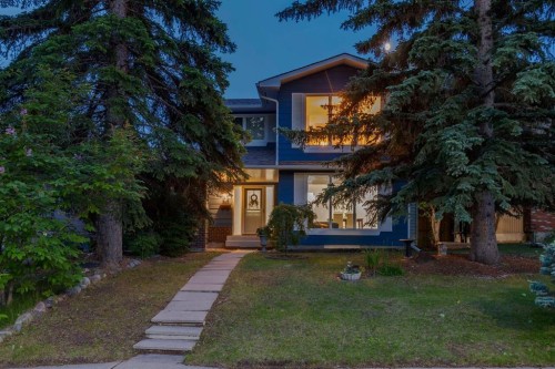 384 Midvalley Drive Se, Calgary, AB 