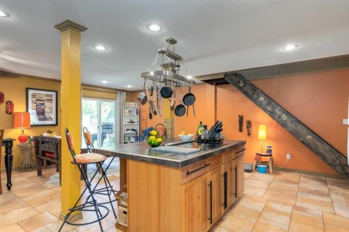 235 5 Street, Drumheller, AB 