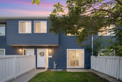 15-251 90 Avenue SE Calgary, AB T2J 0A4