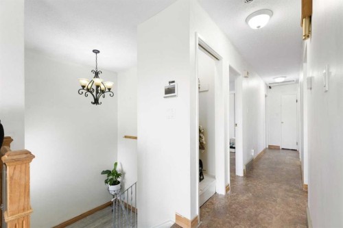 1016 Hunterdale Place Nw, Calgary, AB 