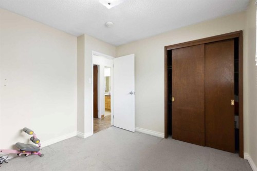 1016 Hunterdale Place Nw, Calgary, AB 