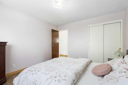 1016 Hunterdale Place Nw, Calgary, AB 