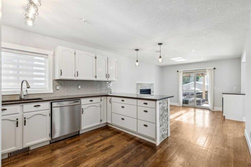 79 Millside Crescent Sw, Calgary, AB 