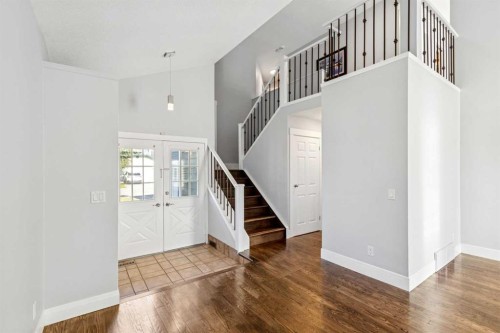 79 Millside Crescent Sw, Calgary, AB 