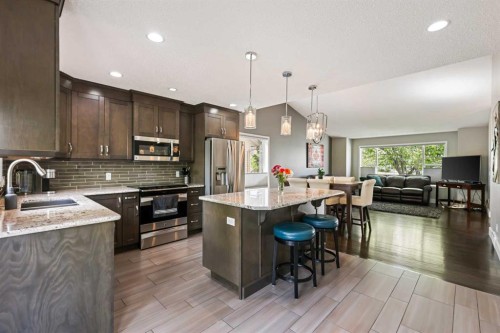 11 Strathmore Lakes Crescent, Strathmore, AB 