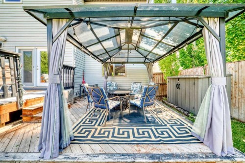 24 Brightonstone Gardens Se, Calgary, AB 
