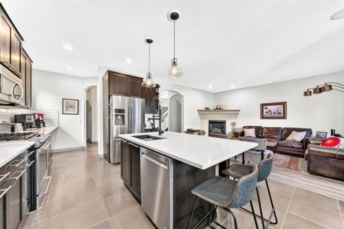 24 Brightonstone Gardens Se, Calgary, AB 