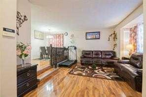 31 Martindale Close Ne, Calgary, AB 