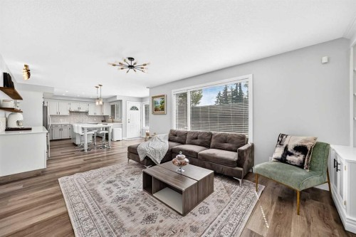 47 Canterbury Court Sw, Calgary, AB 