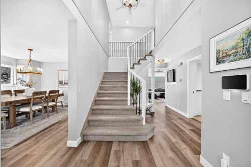 47 Canterbury Court Sw, Calgary, AB 