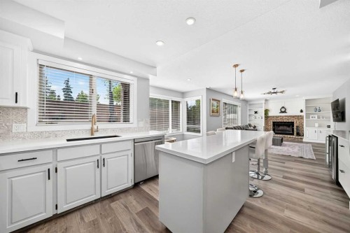47 Canterbury Court Sw, Calgary, AB 