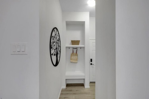 610 Southwinds Close Sw, Airdrie, AB - Indoor Photo Showing Other Room