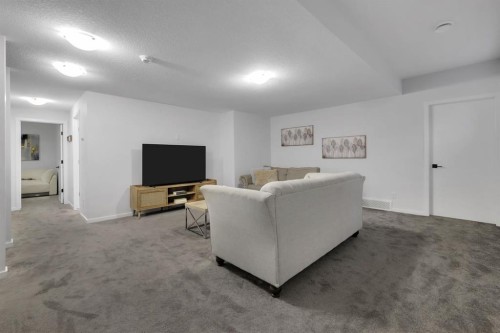 610 Southwinds Close Sw, Airdrie, AB - Indoor
