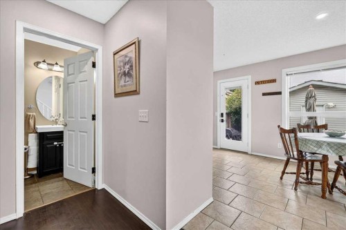 39 Bridlewood Avenue Sw, Calgary, AB 