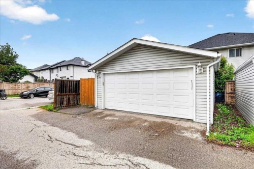 39 Bridlewood Avenue Sw, Calgary, AB 