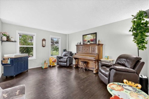 39 Bridlewood Avenue Sw, Calgary, AB 