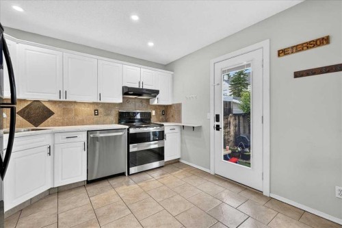 39 Bridlewood Avenue Sw, Calgary, AB 