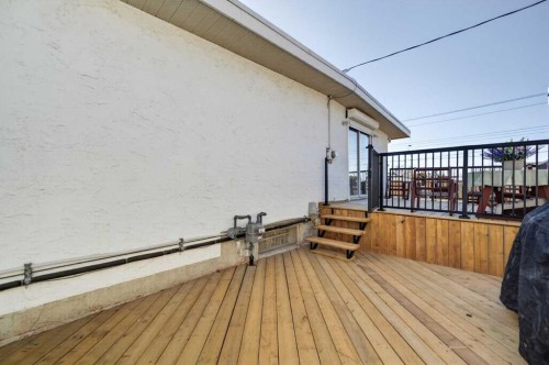 6451 70 Street Nw, Calgary, AB 