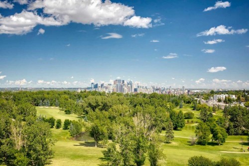 132-99 Spruce Place Sw, Calgary, AB 
