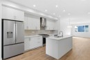 107 Royston Way Nw, Calgary, AB 