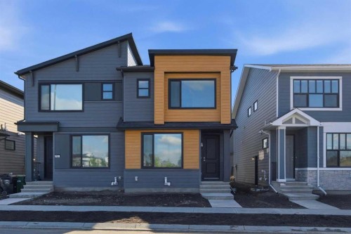 107 Royston Way Nw, Calgary, AB 