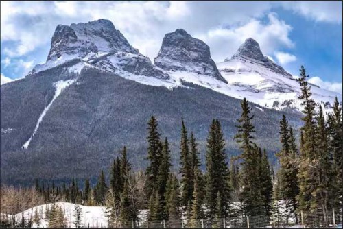 113-1106 Bow Valley Trail, Canmore, AB 