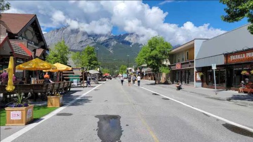 113-1106 Bow Valley Trail, Canmore, AB 