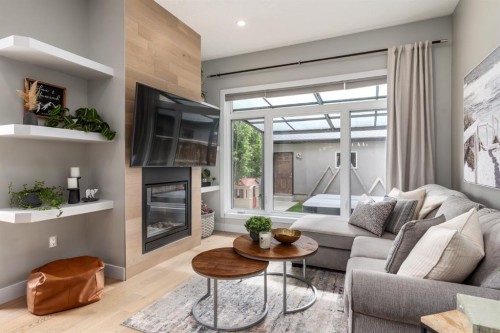 4321 72 Street Nw, Calgary, AB 