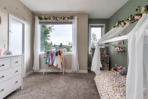 4321 72 Street Nw, Calgary, AB 