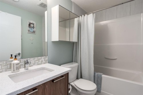 4321 72 Street Nw, Calgary, AB 