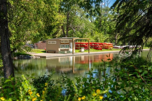 4321 72 Street Nw, Calgary, AB 