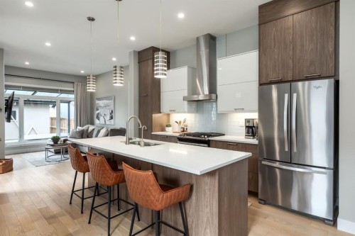 4321 72 Street Nw, Calgary, AB 