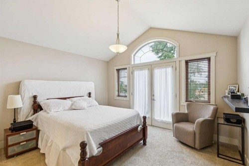 446 18 Avenue Ne, Calgary, AB 