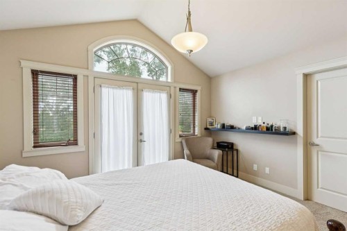 446 18 Avenue Ne, Calgary, AB 