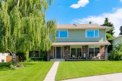 111 Parkglen Place SE Calgary, AB T2J 4M5