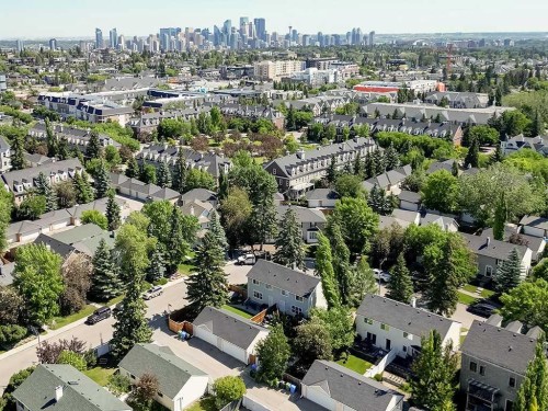 81 Somme Manor Sw, Calgary, AB 
