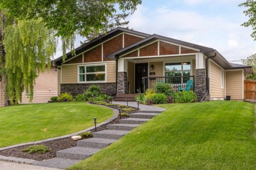 27 Westview Drive Sw, Calgary, AB 
