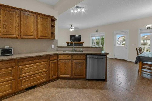 161 Hillcrest Boulevard, Strathmore, AB 