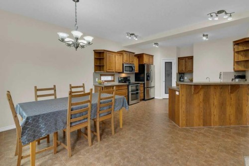 161 Hillcrest Boulevard, Strathmore, AB 