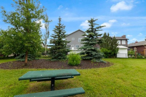 161 Hillcrest Boulevard, Strathmore, AB 
