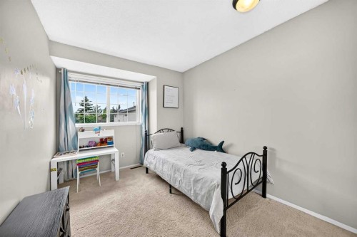 89 Bedford Manor Ne, Calgary, AB 