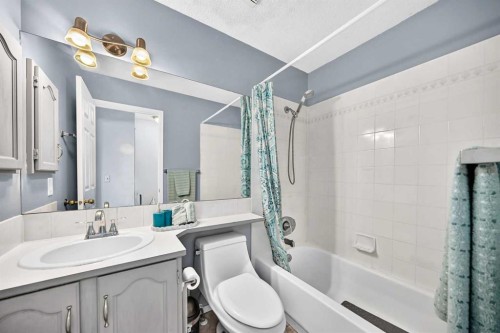 89 Bedford Manor Ne, Calgary, AB 