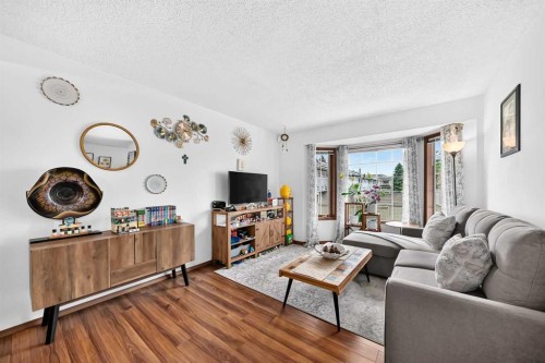89 Bedford Manor Ne, Calgary, AB 