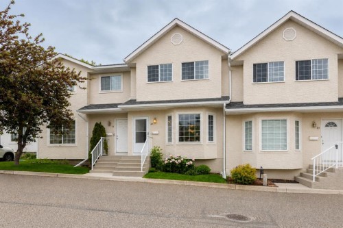 89 Bedford Manor Ne, Calgary, AB 