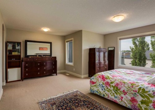 98 Royal Ridge Mount Nw, Calgary, AB 