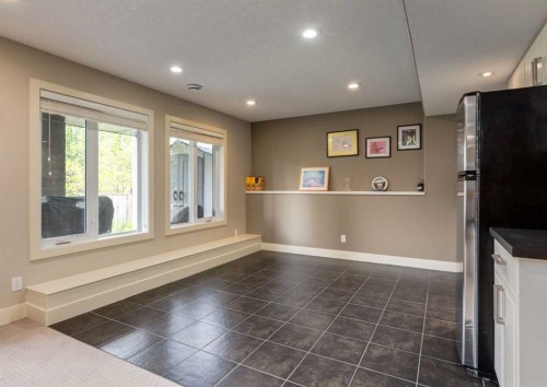 98 Royal Ridge Mount Nw, Calgary, AB 