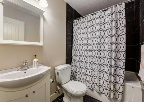 98 Royal Ridge Mount Nw, Calgary, AB 